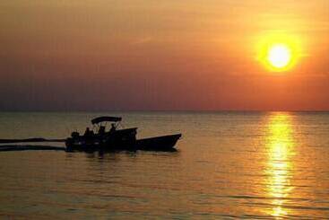 Rock Point Villas Vacations Rentals Sandy Bay, Roatan, Honduras.c.a