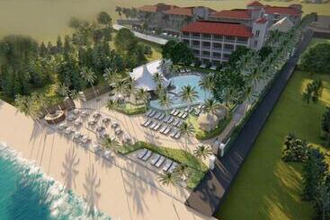 Centara Ao Nang Beach Resort & Spa Krabi, Sha Plus