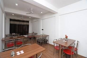 هتل Abc Residency