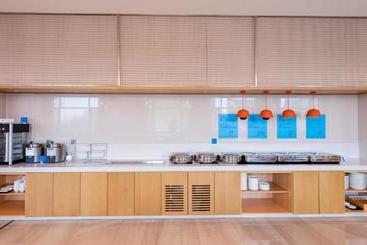 هتل Holiday Inn Express Yantai Fulai