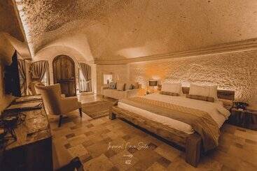 Nino Cave Suites - Urgup