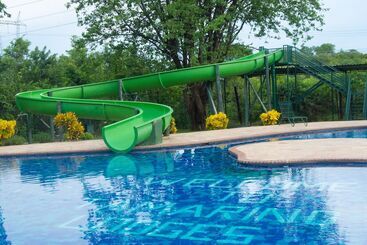 هتل Tamarind Holiday And Conference Resort
