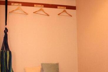 پانسیون Guest House Holoholo Ishigakijima