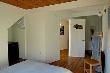 The Fourth Lock Bed & Breakfast