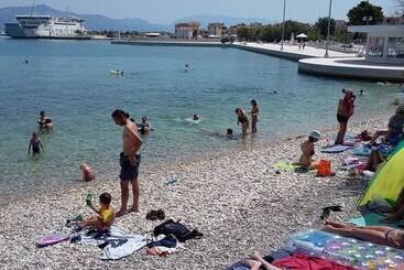 Apartments Adel   70 M From Beach