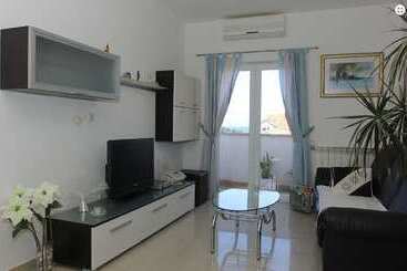Apartments Adel   70 M From Beach