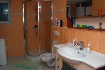 تختخواب و صبحانه Villa Paris