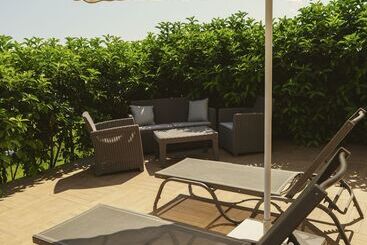 Acroter Hotel & Spa