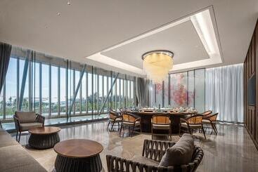 هتل Crowne Plaza Beihai Silver Beach, An Ihg