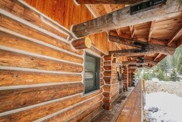 هتل Judith Mountain Lodge