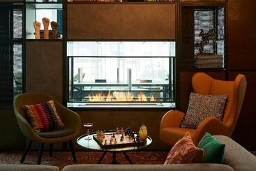 هتل Moxy York