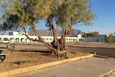 مُتل Amargosa Opera House &