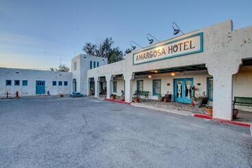 مُتل Amargosa Opera House &