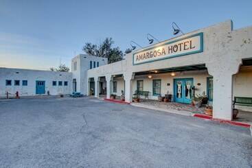 مُتل Amargosa Opera House &
