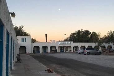 مُتل Amargosa Opera House &