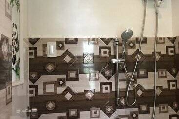 Alesseo Backpackers   Hostel