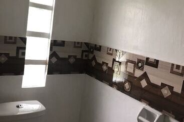 Alesseo Backpackers   Hostel