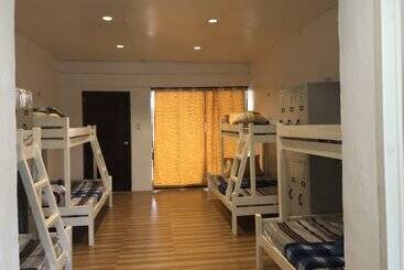 Alesseo Backpackers   Hostel