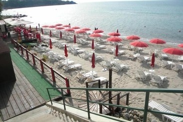 تختخواب و صبحانه Holidays Cefalù