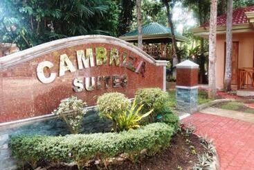 هتل Cambriza Suites