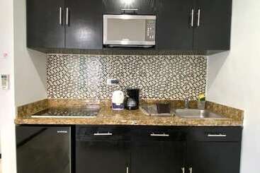 هتل Casa Balam Cancun