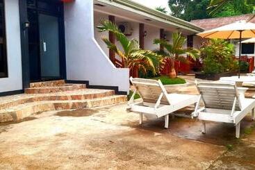 هتل Casi Verde Guest House
