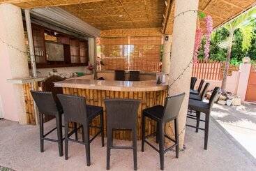Conrada S Place Hotel And Resort