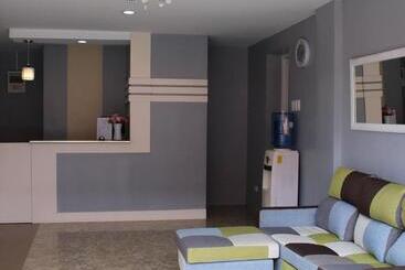 Rusville Hotel & Residences