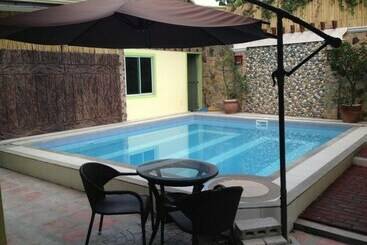هتل Sun Moon Poolside