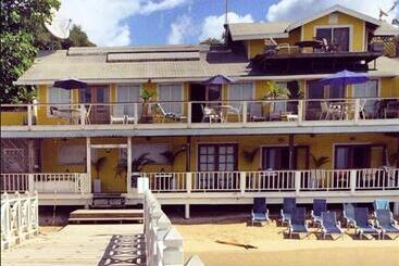 هتل The Beach House Boutique