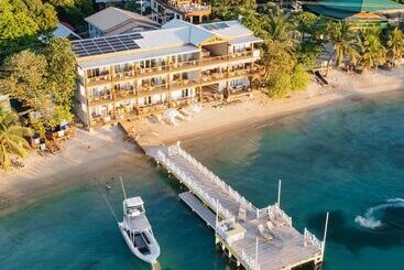 هتل The Beach House Boutique