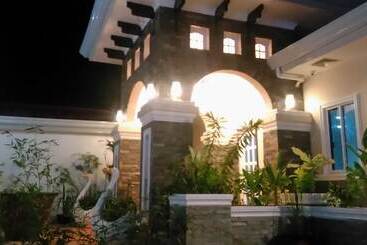 هتل Venezia Suites Resort