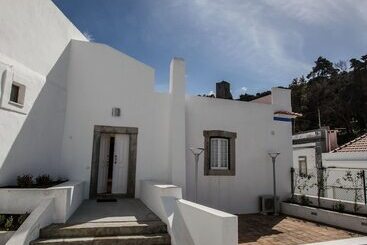 پانسیون Casa De Atalaia