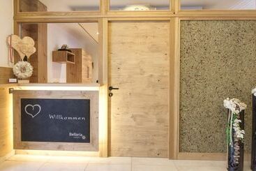 پانسیون Garni Bellaria