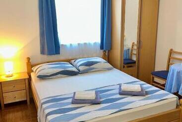 پانسیون Vespera Apartments