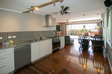 The Beachside Cottages