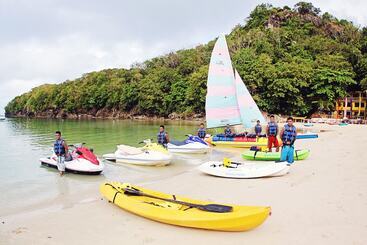 Dakak Park & Beach Resort