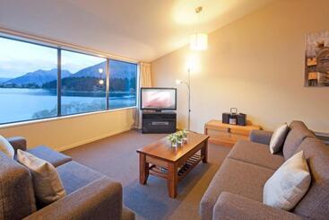 هتل Apartments At Spinnaker Bay