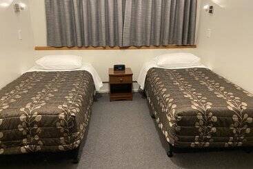 هتل Asure Townsman Motor Lodge
