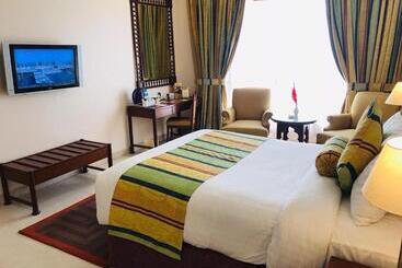 هتل Beach Luxury
