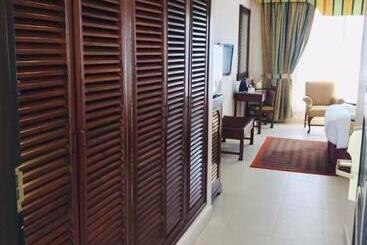 هتل Beach Luxury