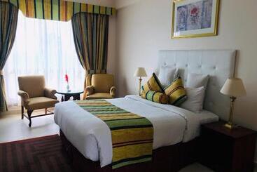 هتل Beach Luxury