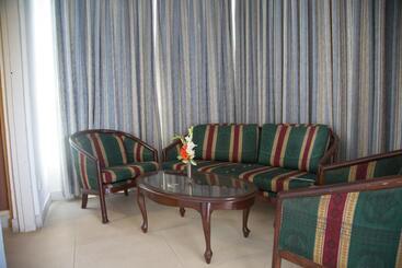 هتل Beach Luxury