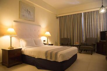 هتل Beach Luxury