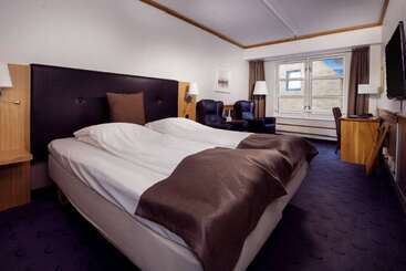 Clarion Collection Hotel With