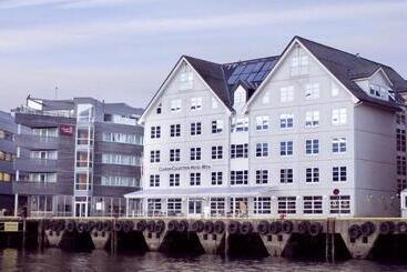 Clarion Collection Hotel With