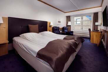 Clarion Collection Hotel With