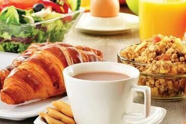 هتل Golden Tulip Nizwa