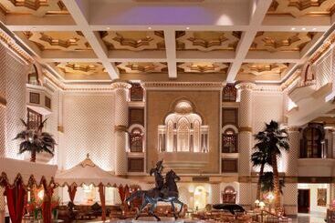 هتل Grand Hyatt Muscat