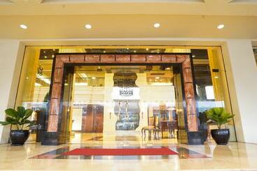 The Heritage Hotel Manila
